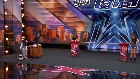 America’s Got Talent 2018 Funniest Weirdest Worst Auditions Part 1 12