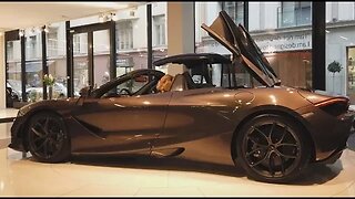 Roof ON OFF McLaren 720S Spider lowers in 11 s Retractable Hard Top (RHT)