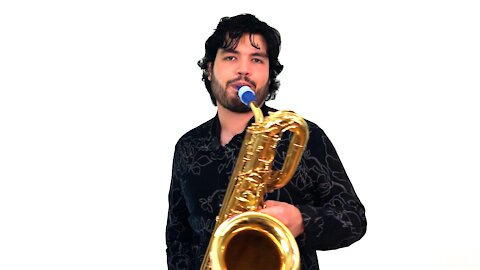 Adrian Condis tries out his new Signature Mouthpiece