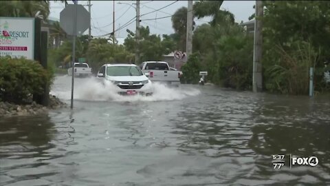 Tropical Storm Eta brings flooding to Fort Myers Beach