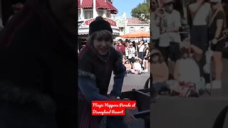 Magic Happens Parade at Disneyland Resort #adventurezwithpaul #disneyland #magichappensparade