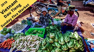 Vietnam: Dau Tieng Sunday Flea market 2019
