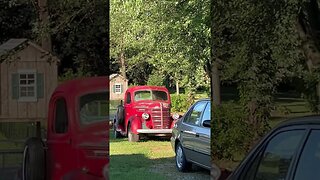 Day 334 - exploring beautiful Lancaster county Pennsylvania on a motorcycle: cool old truck