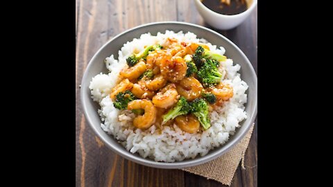 🍤 Easy Honey Garlic Shrimp & Broccoli 🥦 {6 Ingredients | 10 Minutes!}
