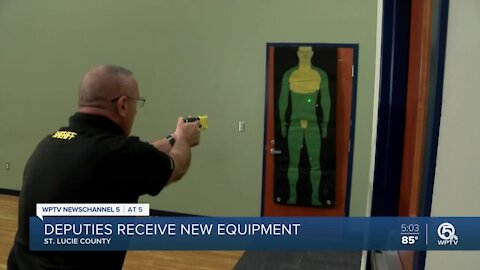 St. Lucie County deputies to begin using Tasers, wearing body cameras