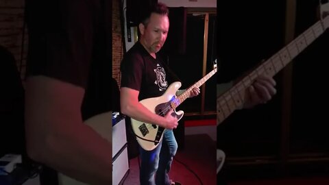 Insane fast bass guitar solo--John Nichols- Cari Dell Trio 9-30-2022