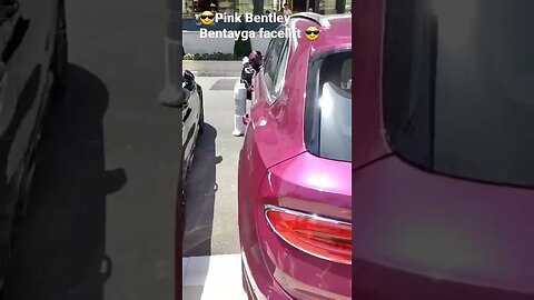 Bentley Bentayga facelift pink