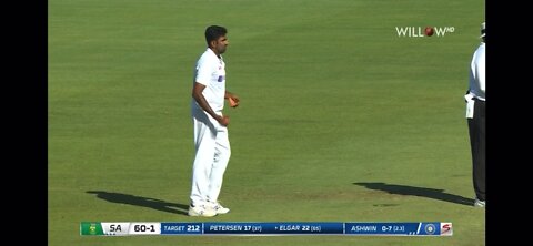 Dean Elgar lbw Ashwin overturned by ball tracking shocker