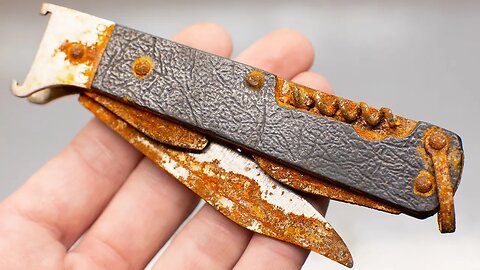 Rusty old hunting pocket knife restoration