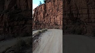 Moab White Rim Down Shafer Switchbacks to Potash Trail with 1999 Jepp Cherokee XJ #shorts