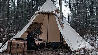 Solo WINTER HOT TENT // Delicious Camp Cooking