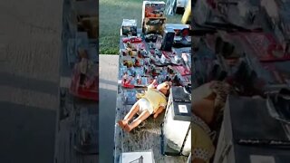 sunday at the fleamarket SUBSCRIBE storage smashers of florida