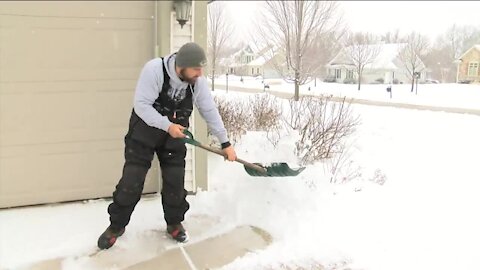 Tips for hiring a good snow removal service this winter