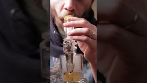 Dabbing 90u Hash on a Warm Nail #FullMelt #BubbleHash #Shorts