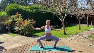 20 min Full Body Beginners Stretch