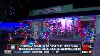 Christmas Town holds drive-thru light show