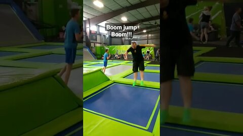 Boom!Boom! Jump! #shorts #trampoline #kidsplay #kidsplaying #funvideos #jumping