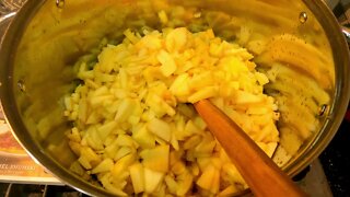 In the Kitchen | HOMEMADE APPLESAUCE! | Homesteading