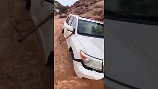 Land Cruiser stuck in sand