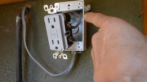 Install GFCI Outdoor Electric Outlet and Weatherproof Box