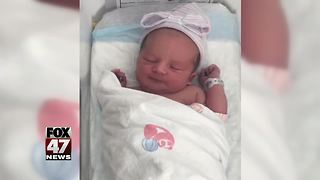 Sarah Swistak welcomes baby girl