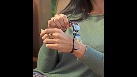 EyeWris Readers - Foldable Wristband Reading Glasses
