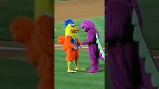 Big Bad Chicken Smacks Barney #shorts