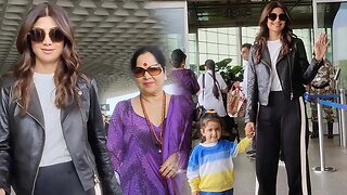 Shilpa Shetty Daughter Samisha Cutely Posing For Media At Airport