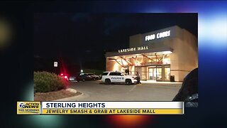 Jewelry smash and grab at Lakeside Mall in Sterling Heights