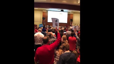 Parents Sing National Anthem After School Board Silences Them Because of Applause