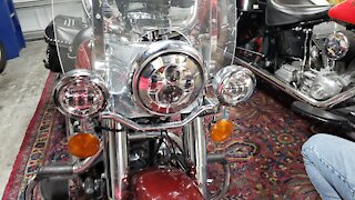 Headlight Swap On a Harley Davidson