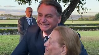 Bolsonaro revela o momento que apanhou de seu pai