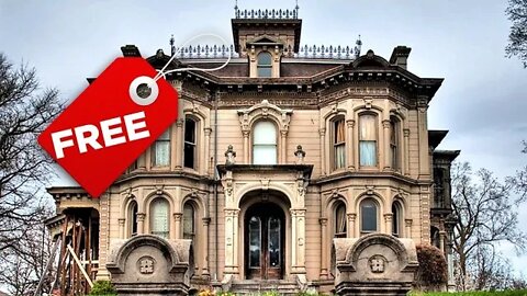 10 Mansions that No one will Buy even for A Dollar
