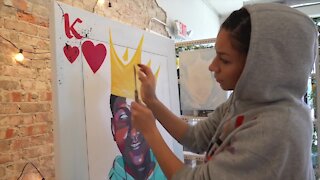 Lansing visual artist uses her art to make a difference