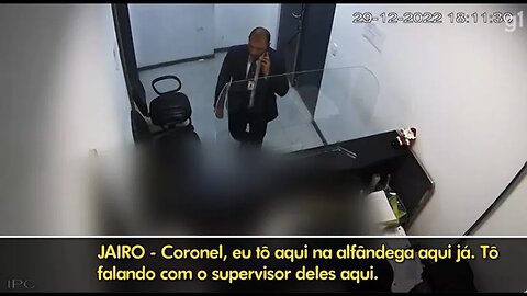 URGENTE: Assista aos vídeos do enviado de Bolsonaro tentando pegar joias