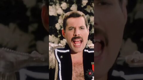 Freddie Mercury - Living On My Own (Short) #musicvideo #freddiemercury #livingonmyown #joãocorreia