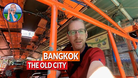 Walking tour through Bangkok Chinatown market area
