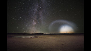 Photographers capture weird bright ring cloud in Mongolian night sky