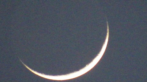 Check out this mind-blowing footage of a closeup of the Moon and Venus