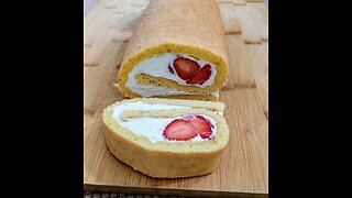 Gluten free Cake Roll with Strawberry 🍓