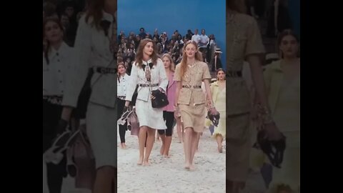 Chanel Spring/Summer 2019 FashionShow by Karl Lagerfeld Finale