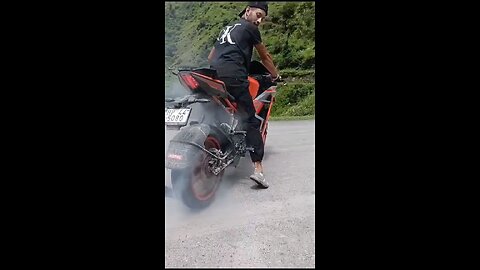 ktm burnout 😱