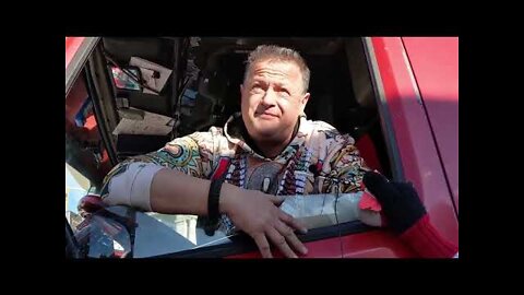 The Last to Leave Ottawa? Romanian Trucker Speaks Out!