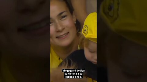 Vingegaard dedica su victoria en el Tour de Francia 2023, a su esposa e hija.