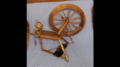 Overview and maintenance of a Country Craftsman Spinning Wheel