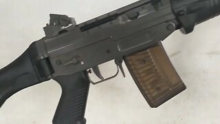 How to Disassemble the SIG SG 551-1 SWAT PE; Firearms Field Strip@FirearmsFieldStrip