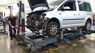 VW Caddy on Celette Rhone frame machine VAS 811007