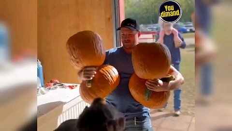 Man's pumpkin stacking deal challenge