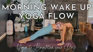 Morning Wake Up Yoga Flow || Yoga to Brighten Your Day || Yoga with Stephanie