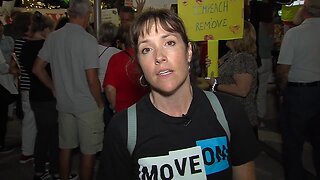 Protesters in West Palm Beach call for President Trump's impeachment